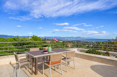 Sale Luxury villa Vallauris 7&nbsp;Rooms 400&nbsp;m²