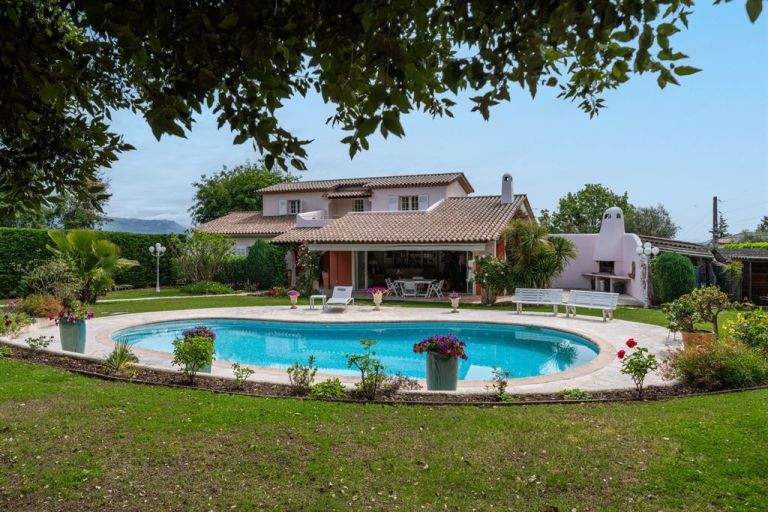villa de luxe 7 Pièces en vente sur LE ROURET (06650)