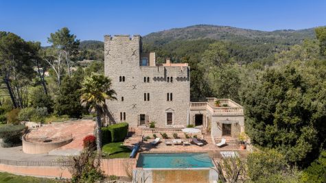 Vente Propriété de luxe Figanières 7&nbsp;Pièces 234&nbsp;m²