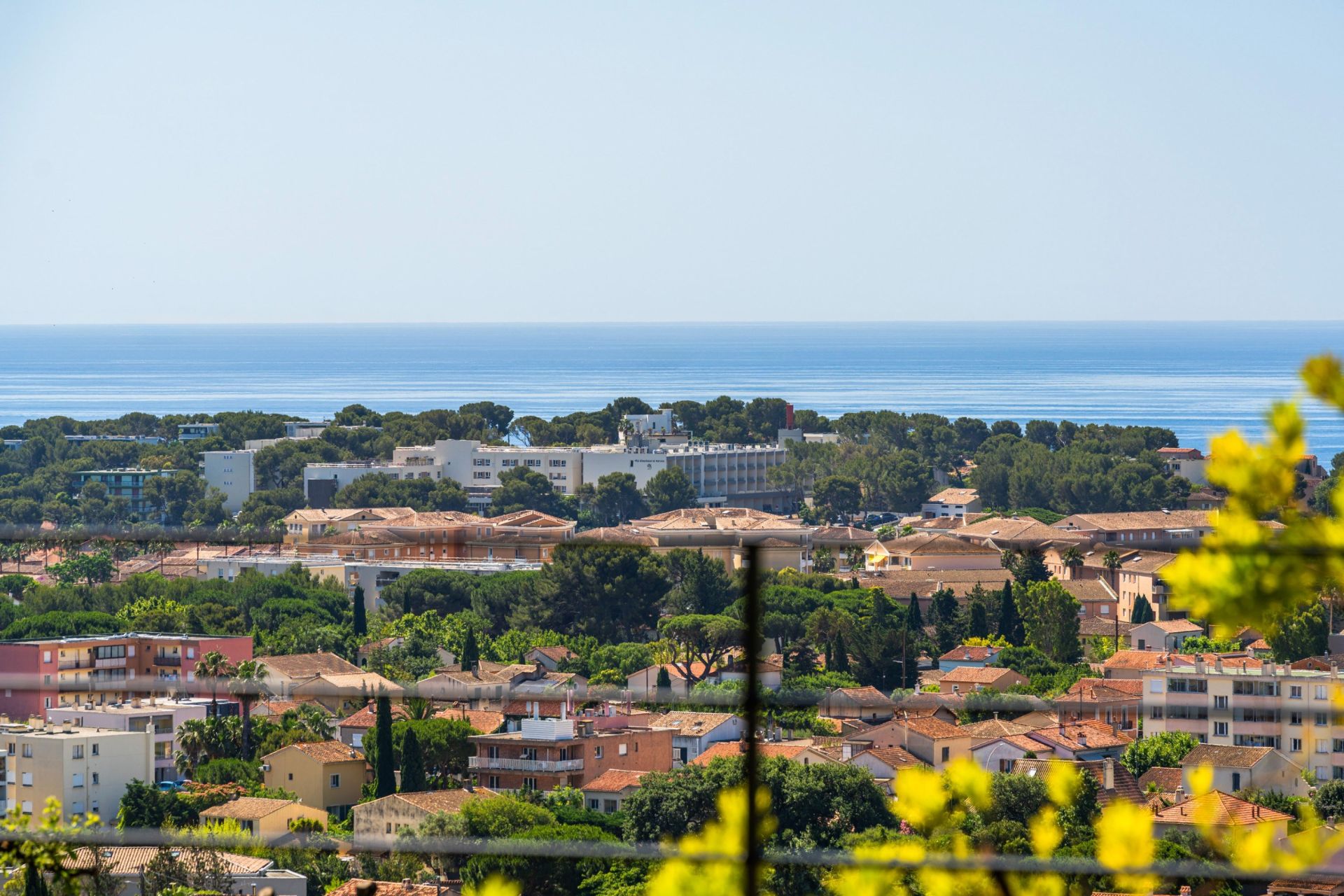 maison contemporaine 5 Pièces en vente sur LA SEYNE SUR MER (83500)
