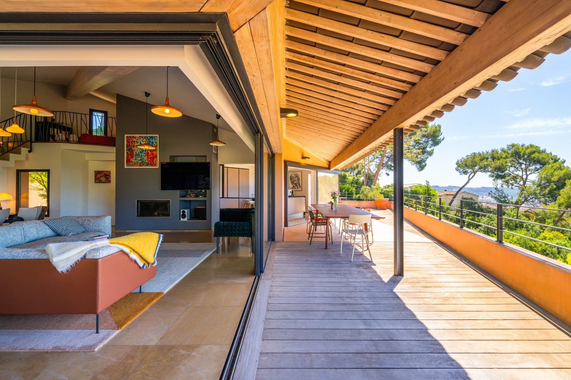 maison contemporaine 5 Pièces en vente sur LA SEYNE SUR MER (83500)