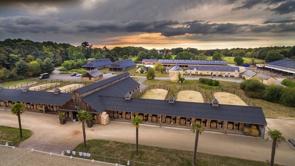 equestrian property 23 Rooms for sale on PETIT MARS (44390)