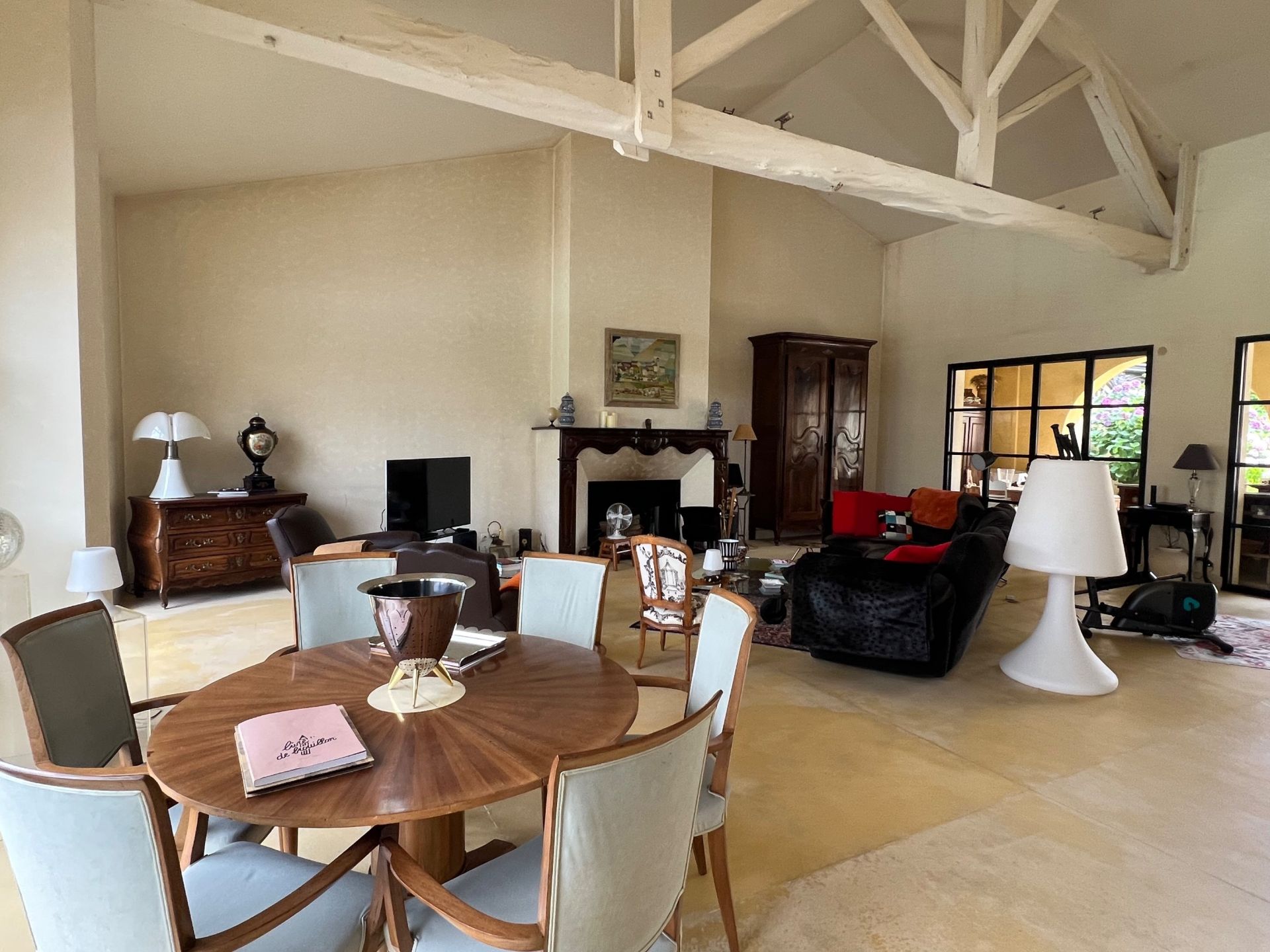 townhouse 9 Rooms for sale on RIEUMES (31370)