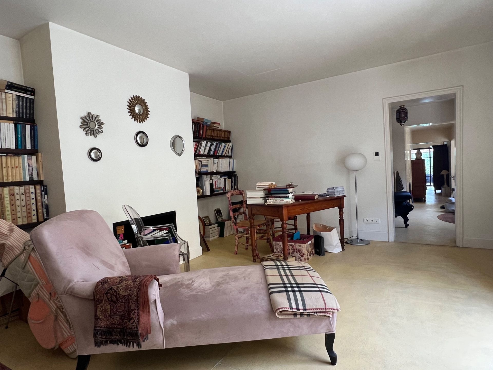 townhouse 9 Rooms for sale on RIEUMES (31370)