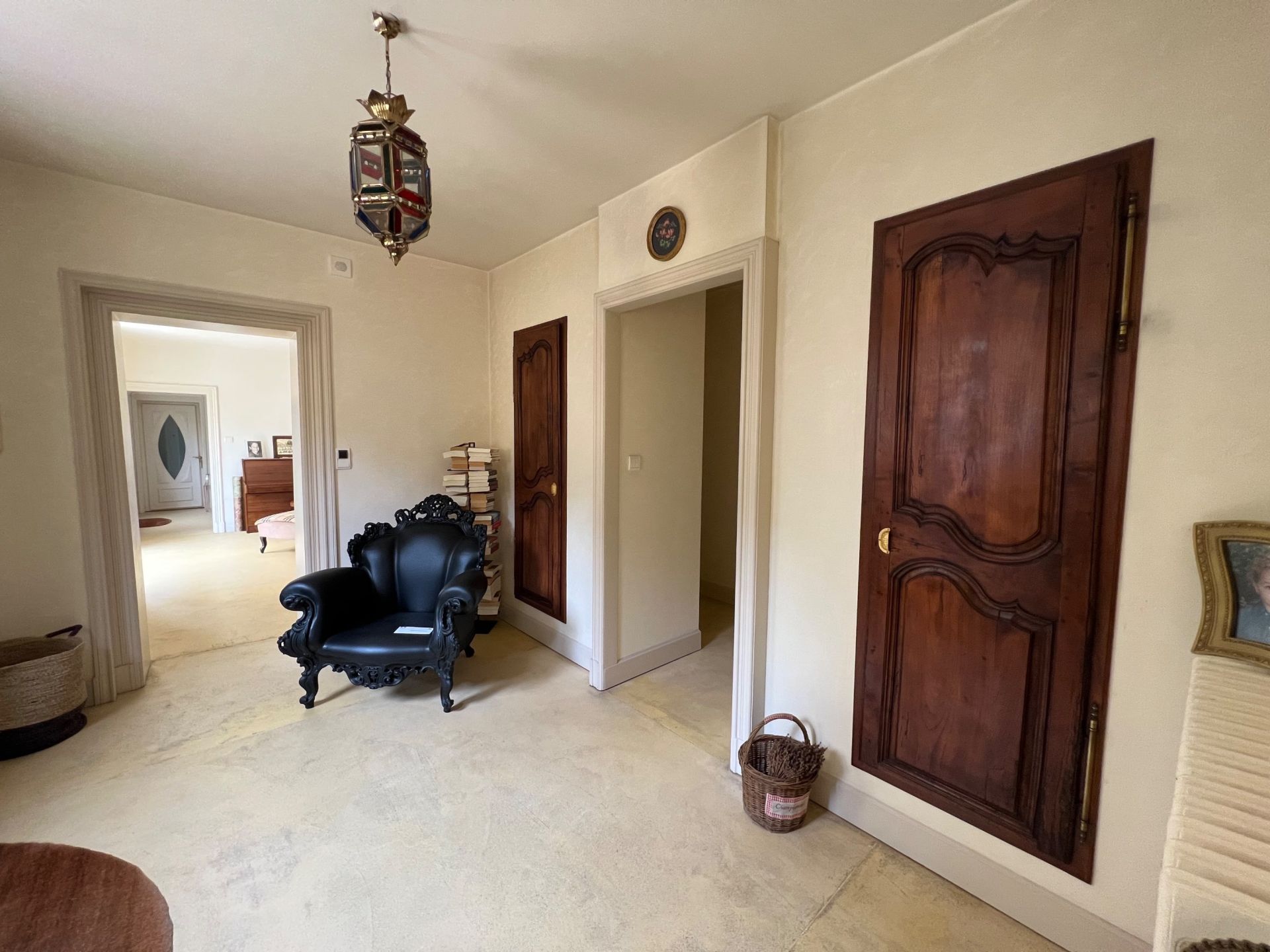 townhouse 9 Rooms for sale on RIEUMES (31370)