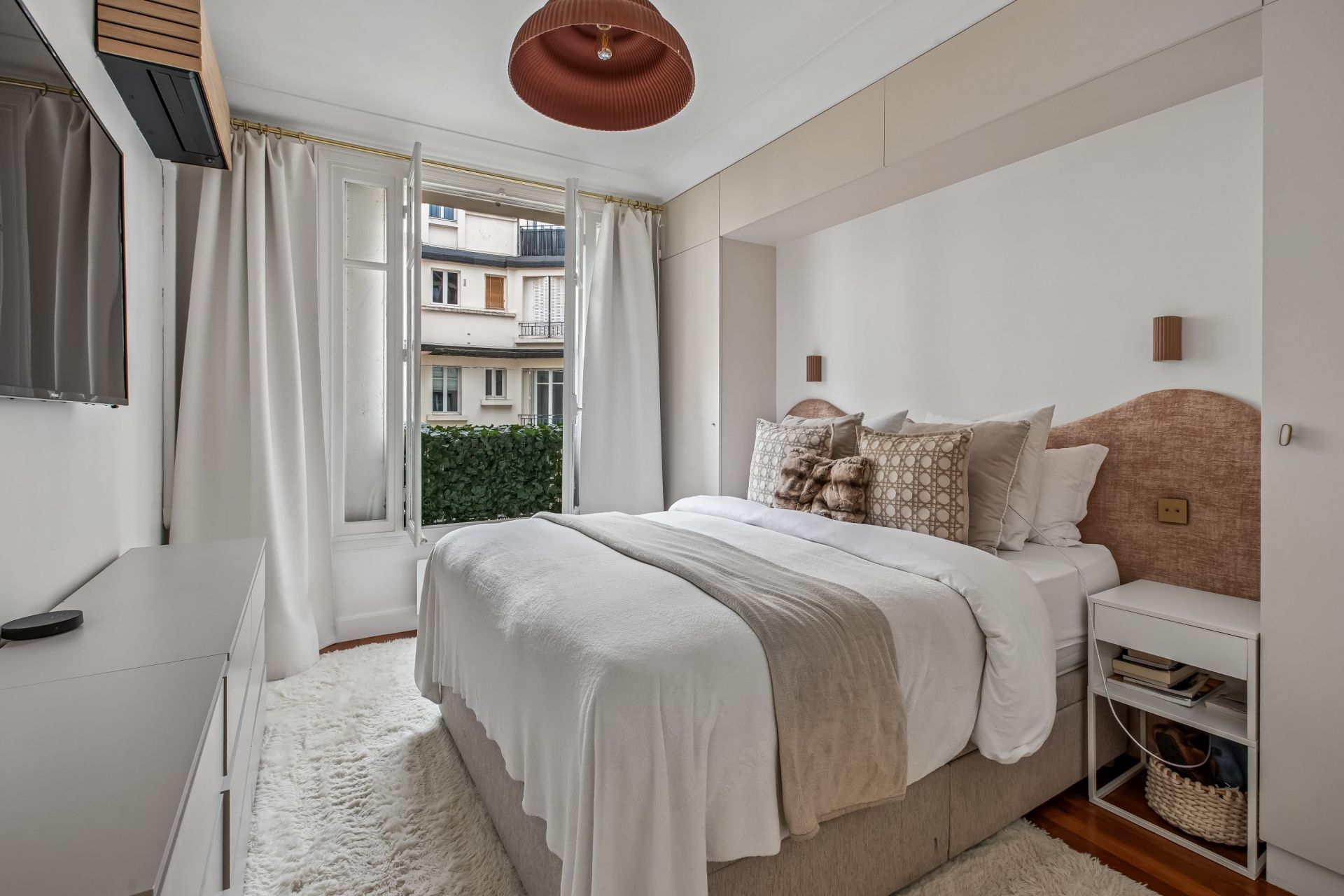 luxury apartment 3 Rooms for sale on PARIS (75016)