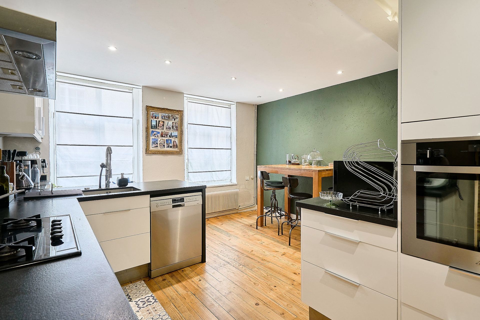 luxury house 6 Rooms for sale on LILLE (59000)