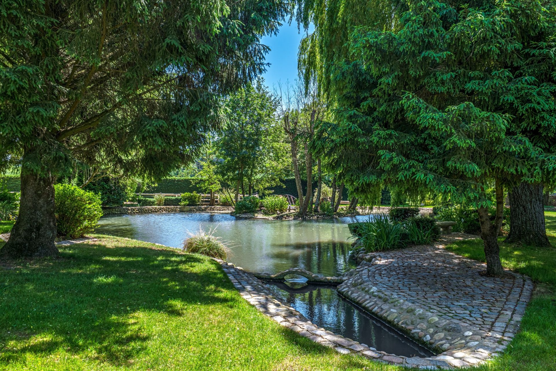 moulin 10 Pièces en vente sur STE EUPHEMIE (01600)