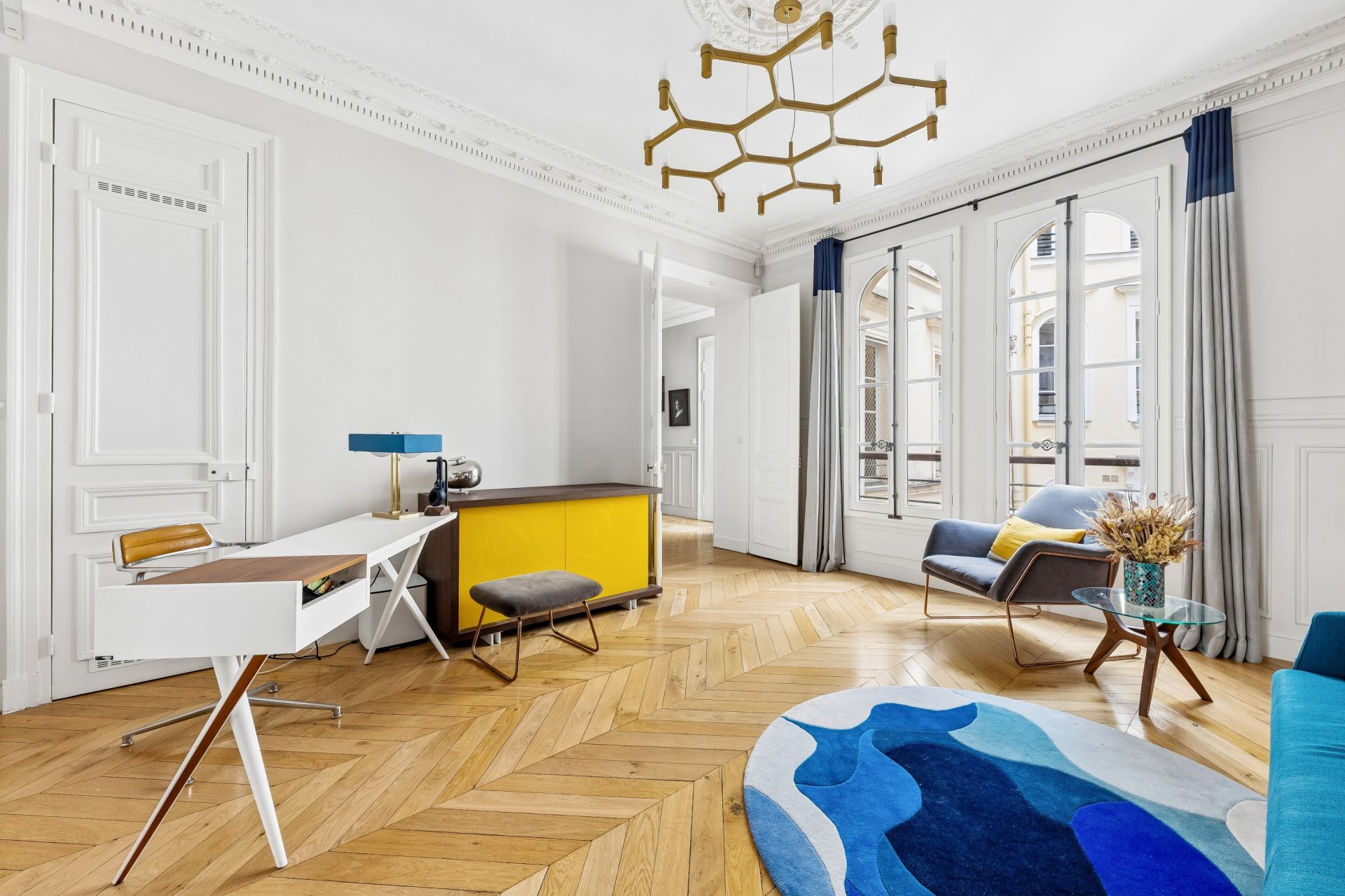 luxury apartment 6 Rooms for sale on PARIS (75009)