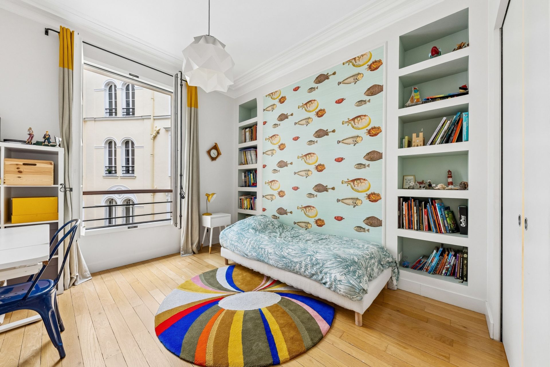 luxury apartment 6 Rooms for sale on PARIS (75009)