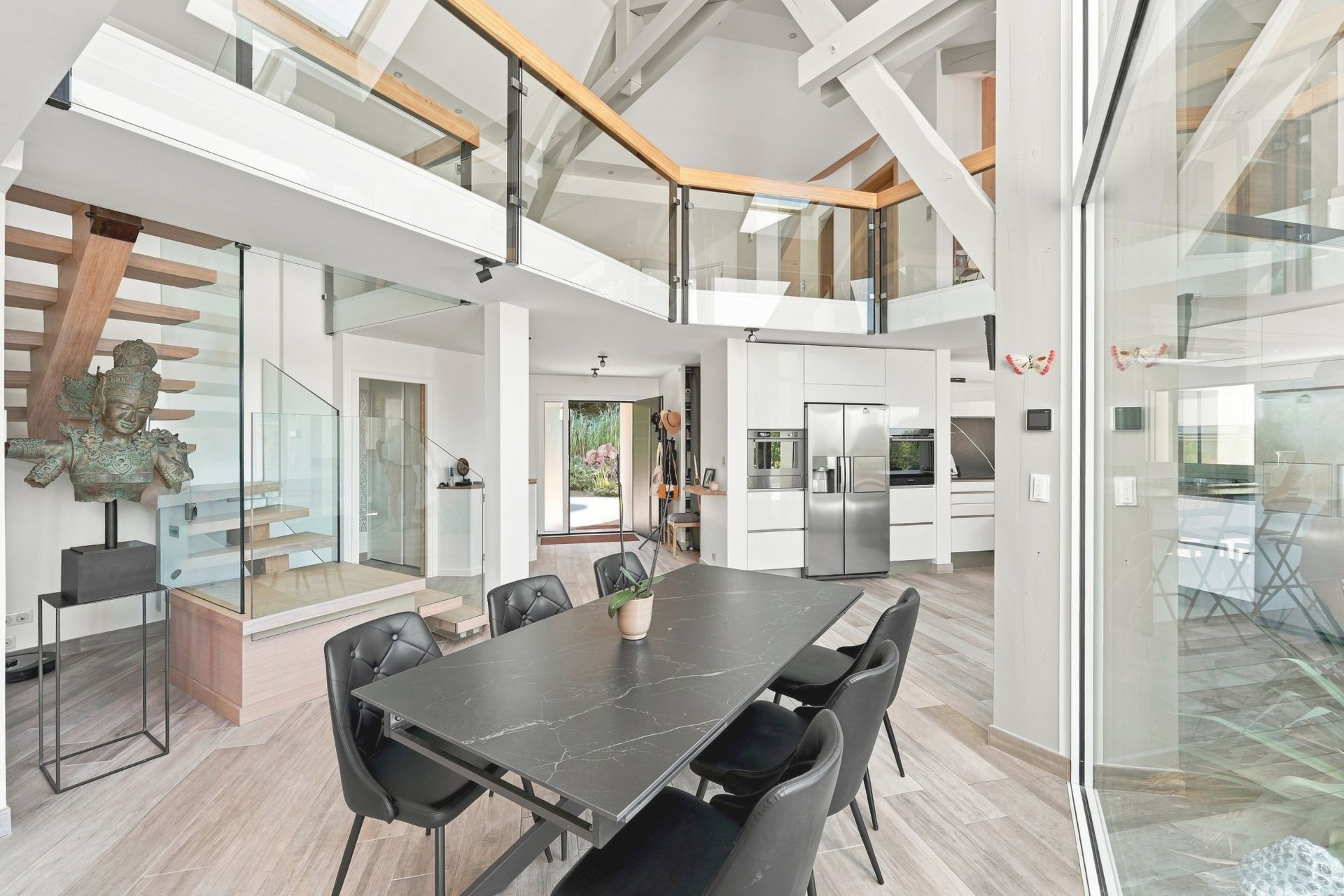 maison contemporaine 7 Pièces en vente sur CRANVES SALES (74380)