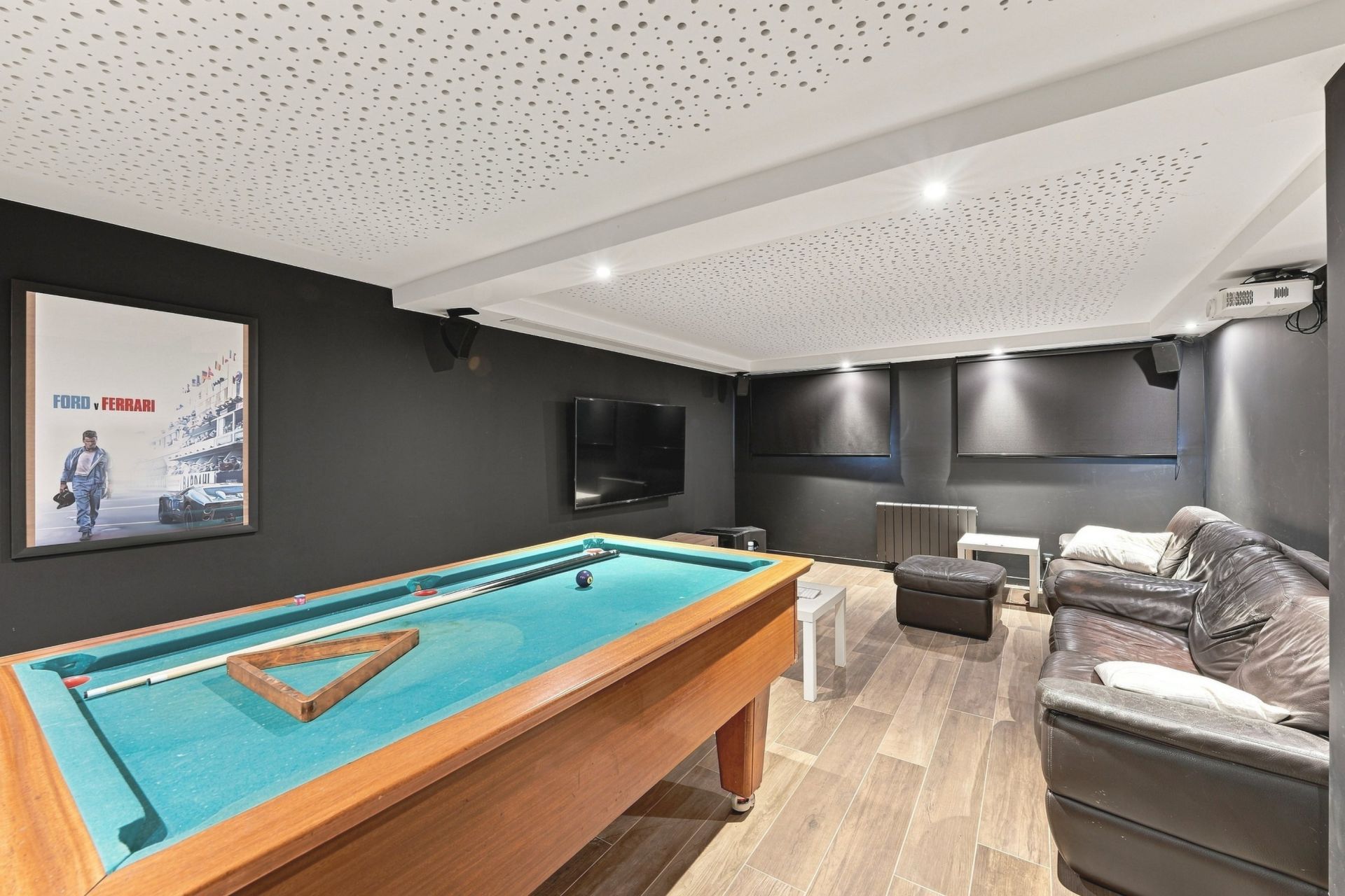 contemporary house 7 Rooms for sale on CRANVES SALES (74380)