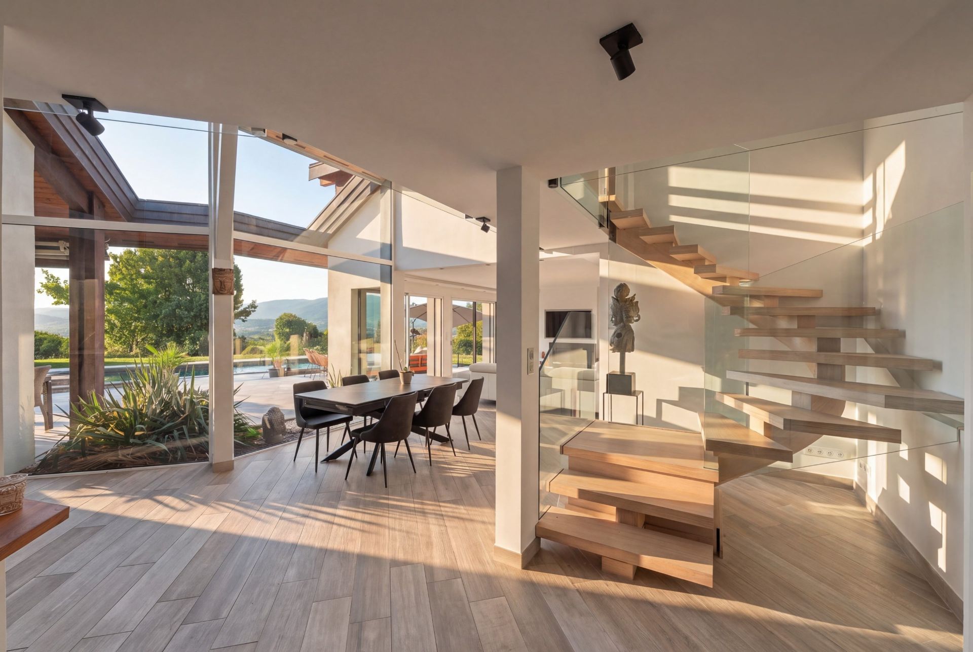 maison contemporaine 7 Pièces en vente sur CRANVES SALES (74380)