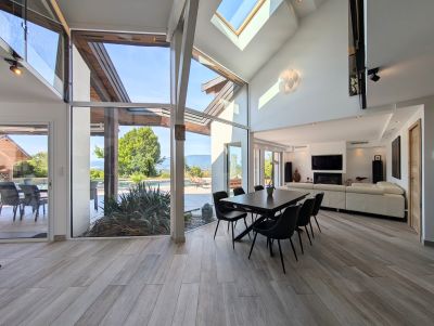 Vente Maison contemporaine Cranves-Sales 7&nbsp;Pièces 276&nbsp;m²
