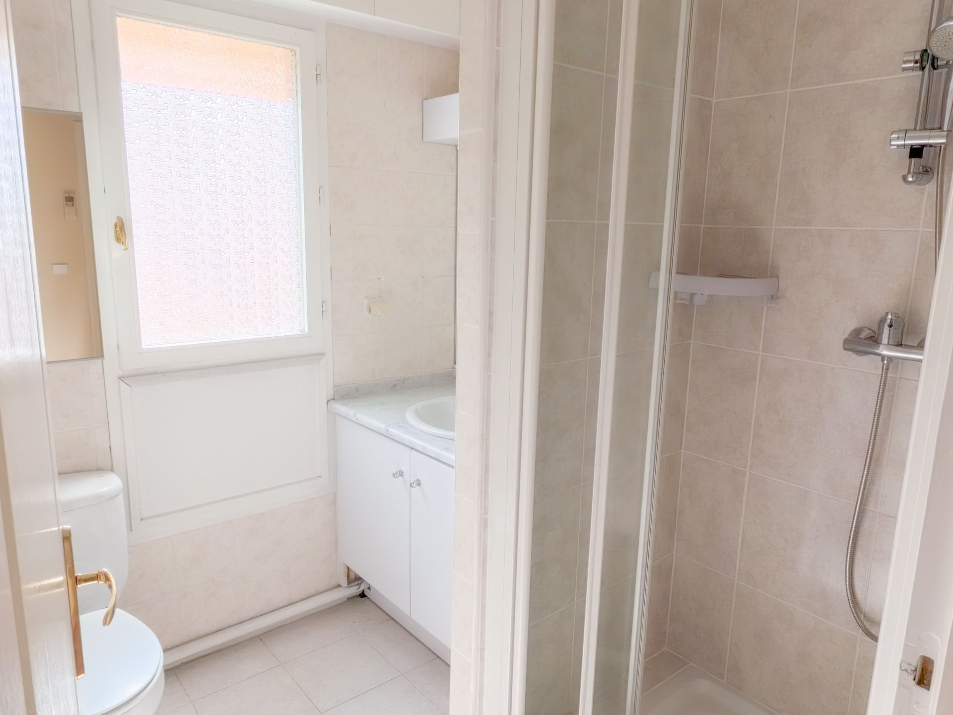 luxury apartment 4 Rooms for sale on AIX EN PROVENCE (13100)