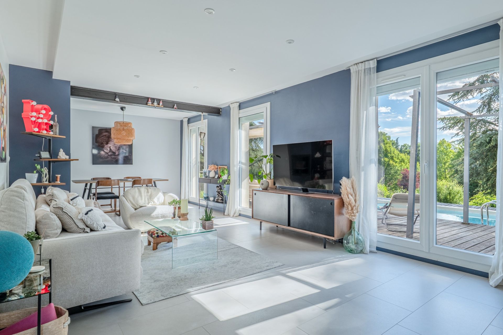 contemporary house 7 Rooms for sale on ECULLY (69130)