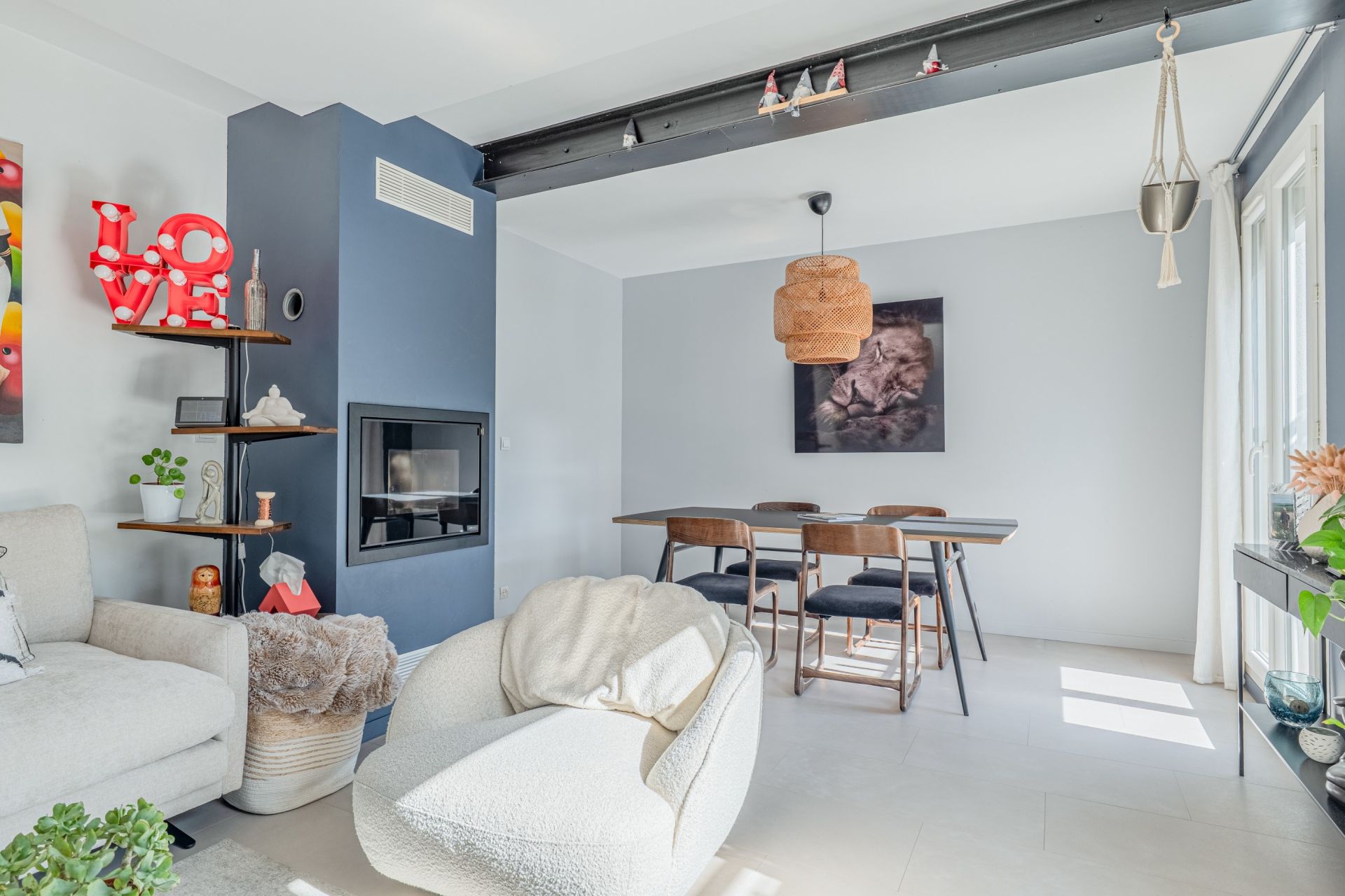 contemporary house 7 Rooms for sale on ECULLY (69130)