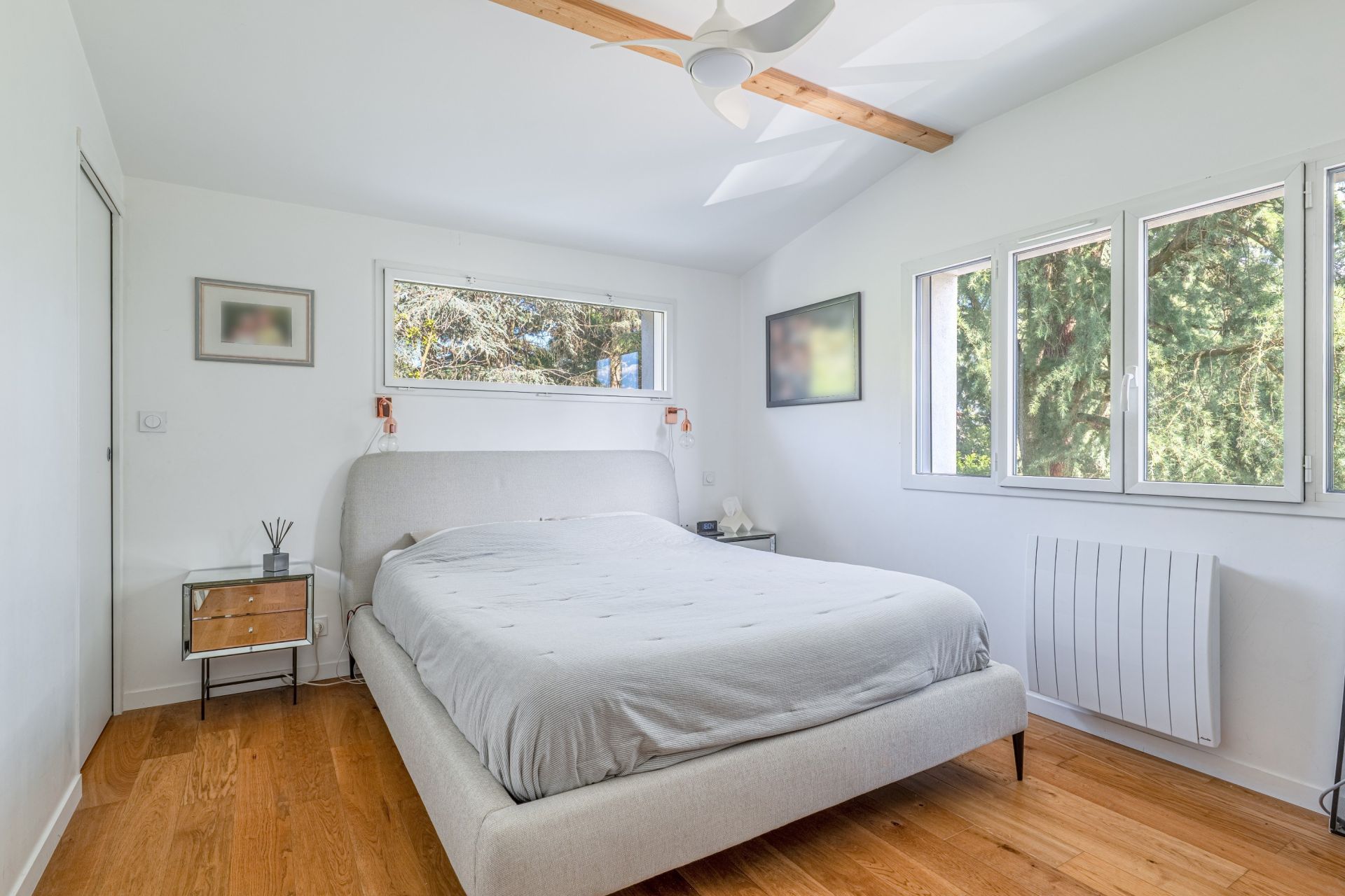 contemporary house 7 Rooms for sale on ECULLY (69130)