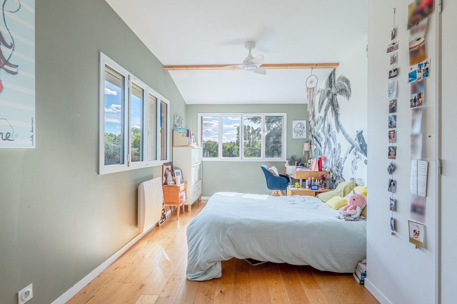 contemporary house 7 Rooms for sale on ECULLY (69130)