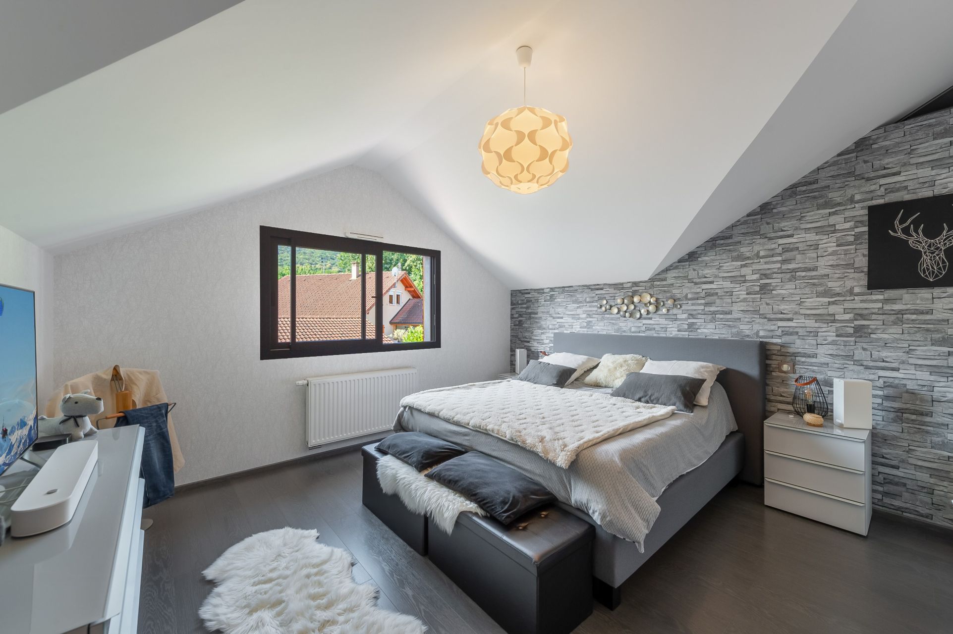 luxury house 5 Rooms for sale on MAXILLY SUR LEMAN (74500)