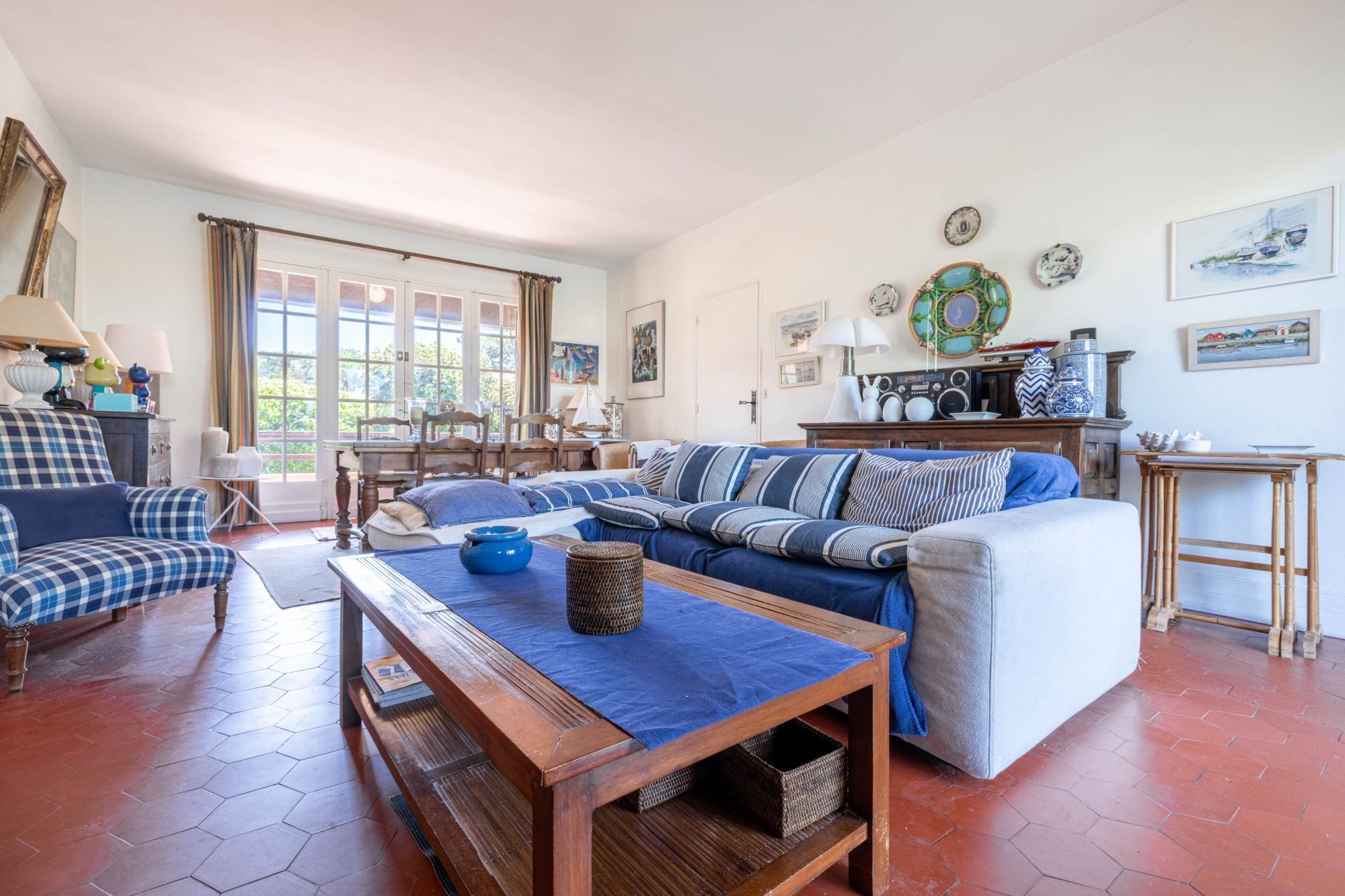 luxury house 8 Rooms for sale on PYLA SUR MER (33115)