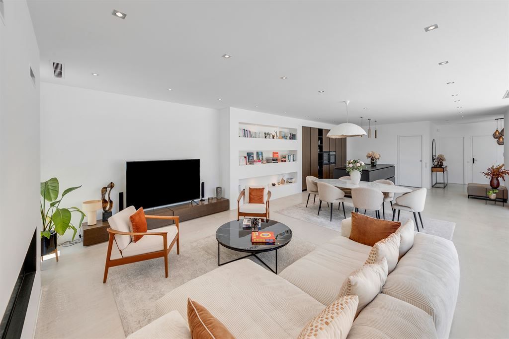 luxury provencale house 8 Rooms for sale on LE TIGNET (06530)
