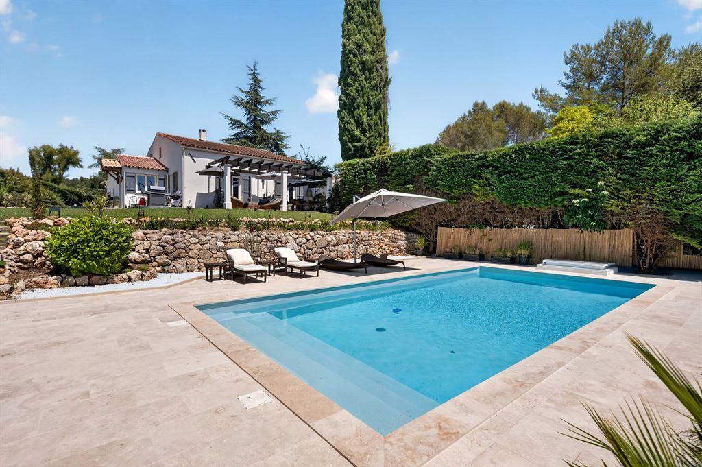 villa de luxe 5 Pièces en vente sur GRASSE (06130)