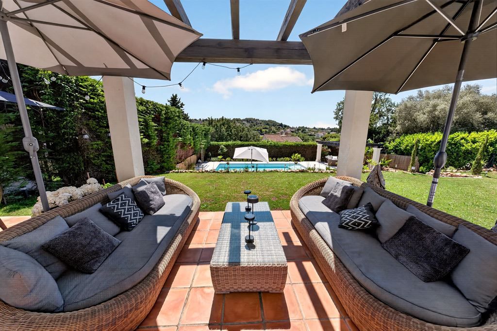 villa de luxe 5 Pièces en vente sur GRASSE (06130)