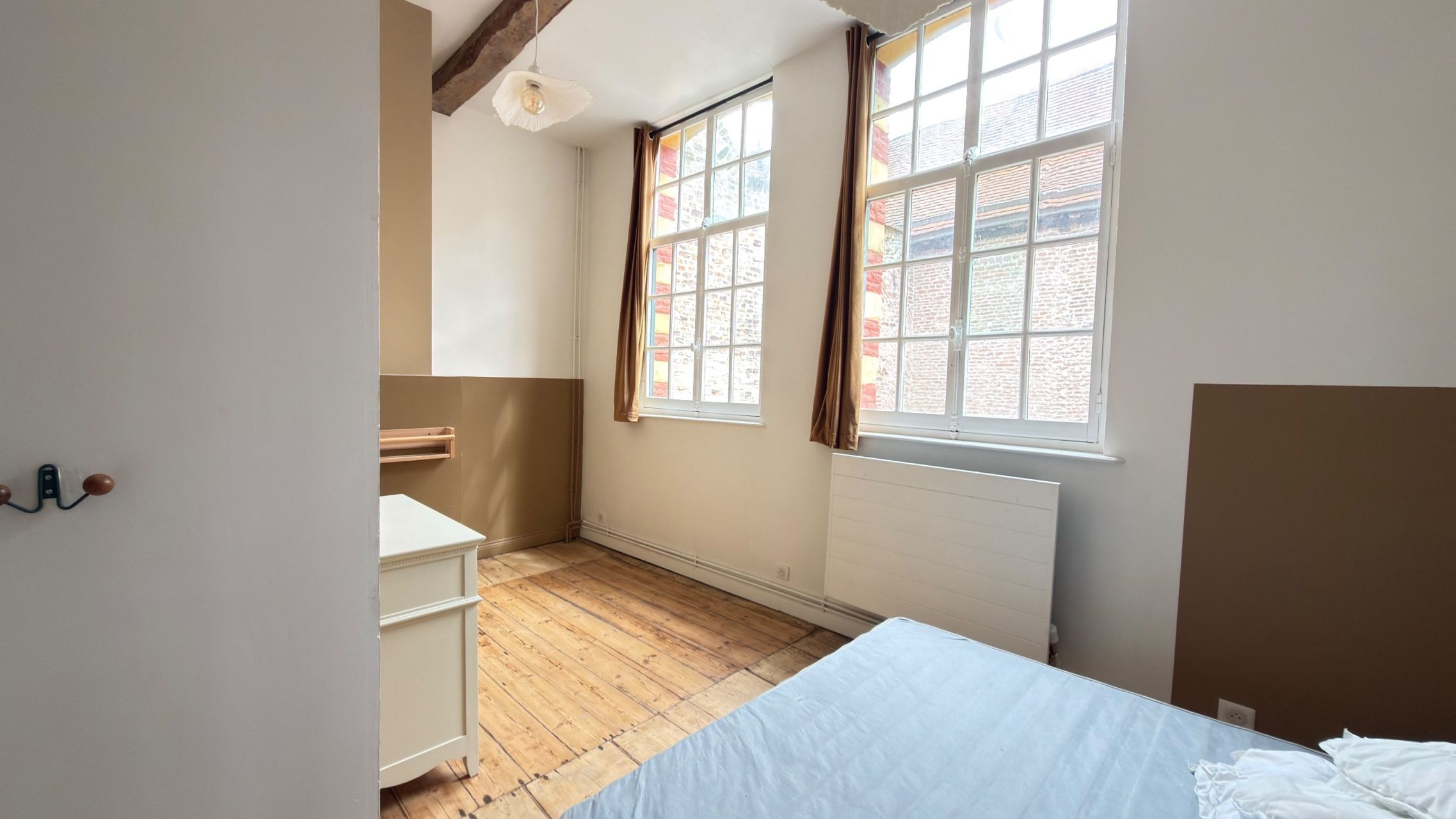 luxury house 4 Rooms for sale on LILLE (59800)