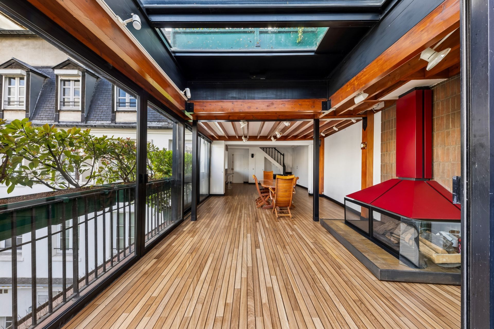 luxury apartment 4 Rooms for sale on PARIS (75004)