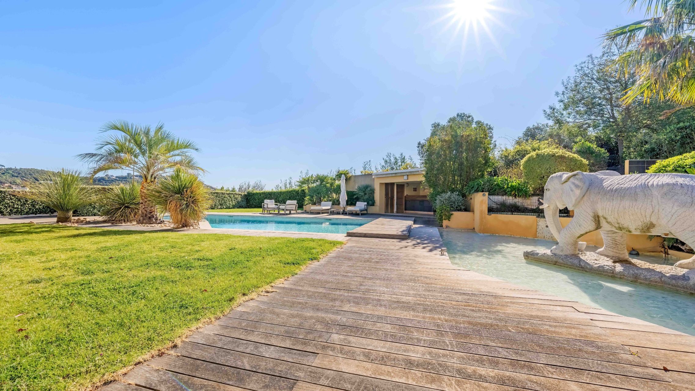 villa de luxe 9 Pièces en vente sur GRIMAUD (83310)