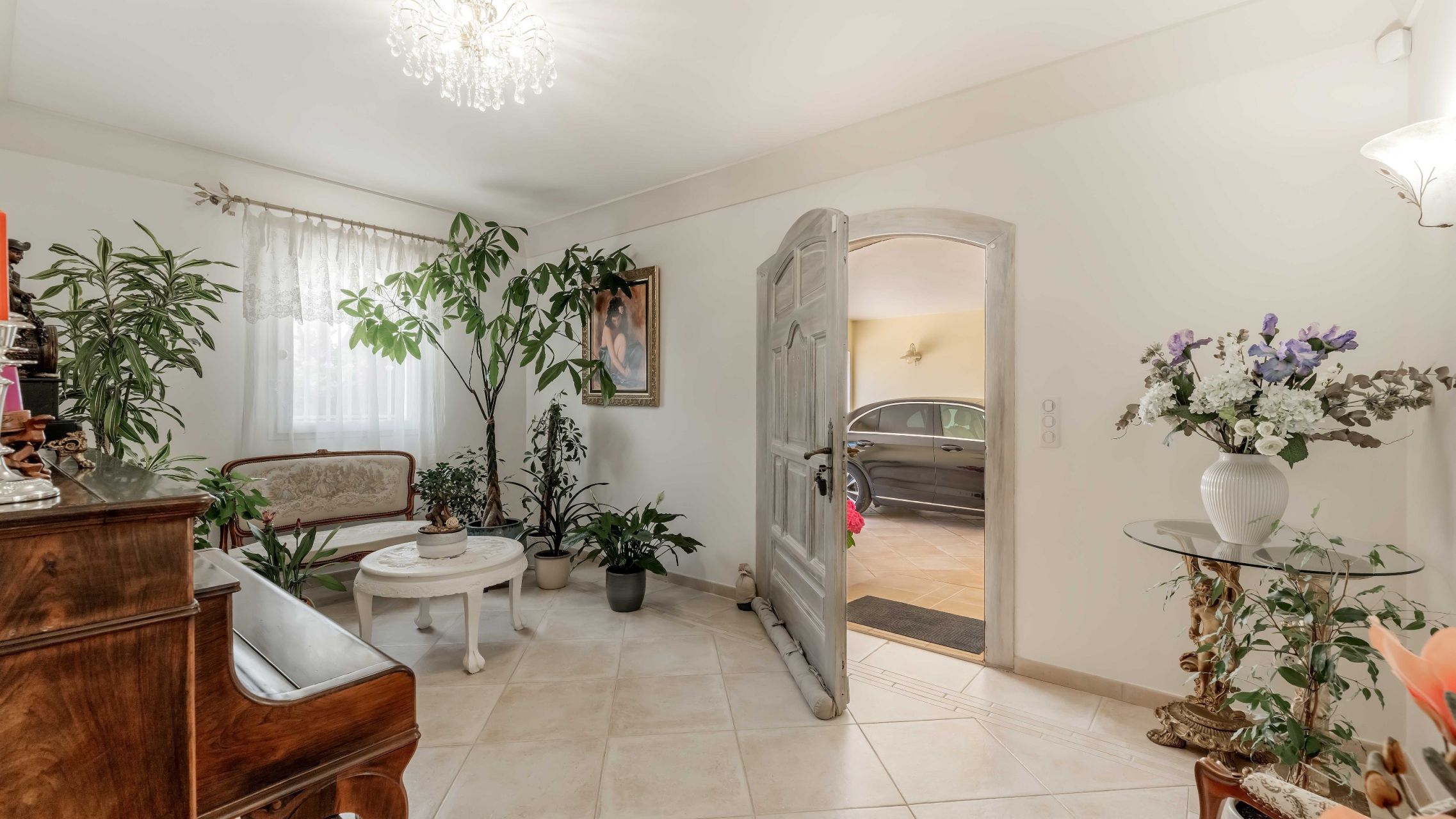 luxury provencale house 8 Rooms for sale on ST AYGULF (83370)