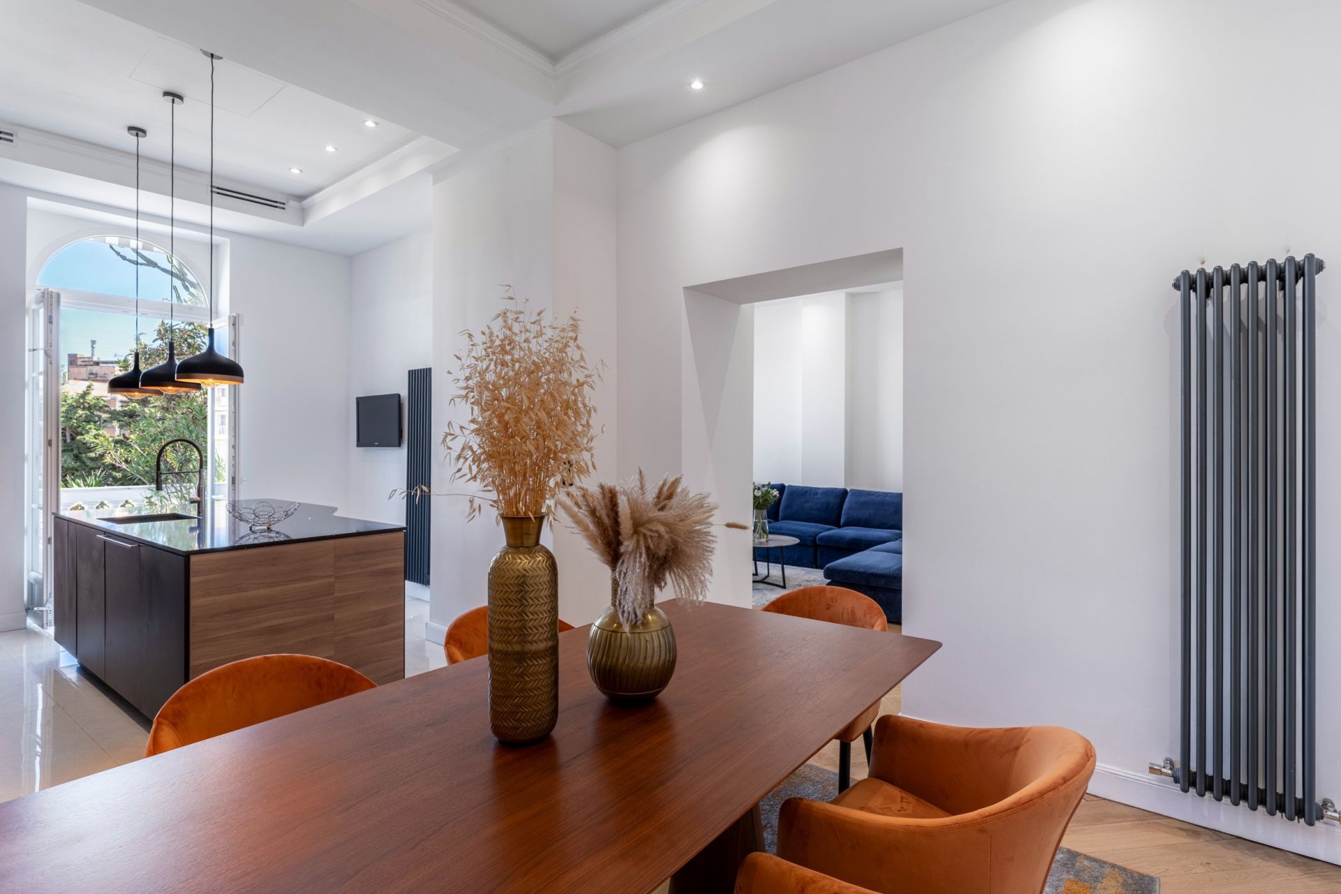 luxury apartment 5 Rooms for sale on NICE (06000)