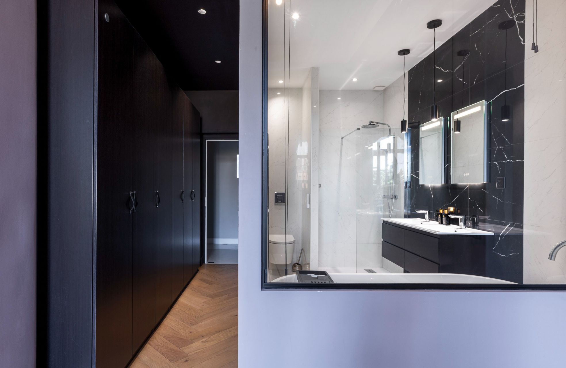 luxury apartment 5 Rooms for sale on NICE (06000)