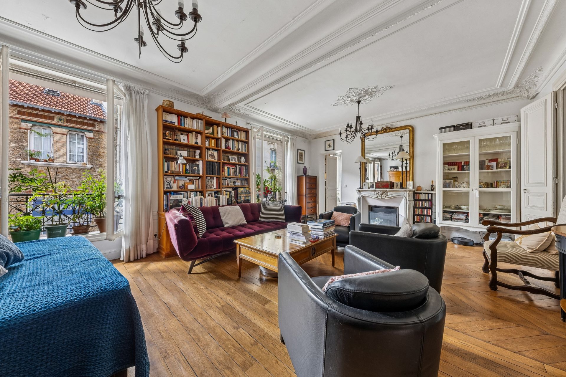 luxury apartment 7 Rooms for sale on PARIS (75005)