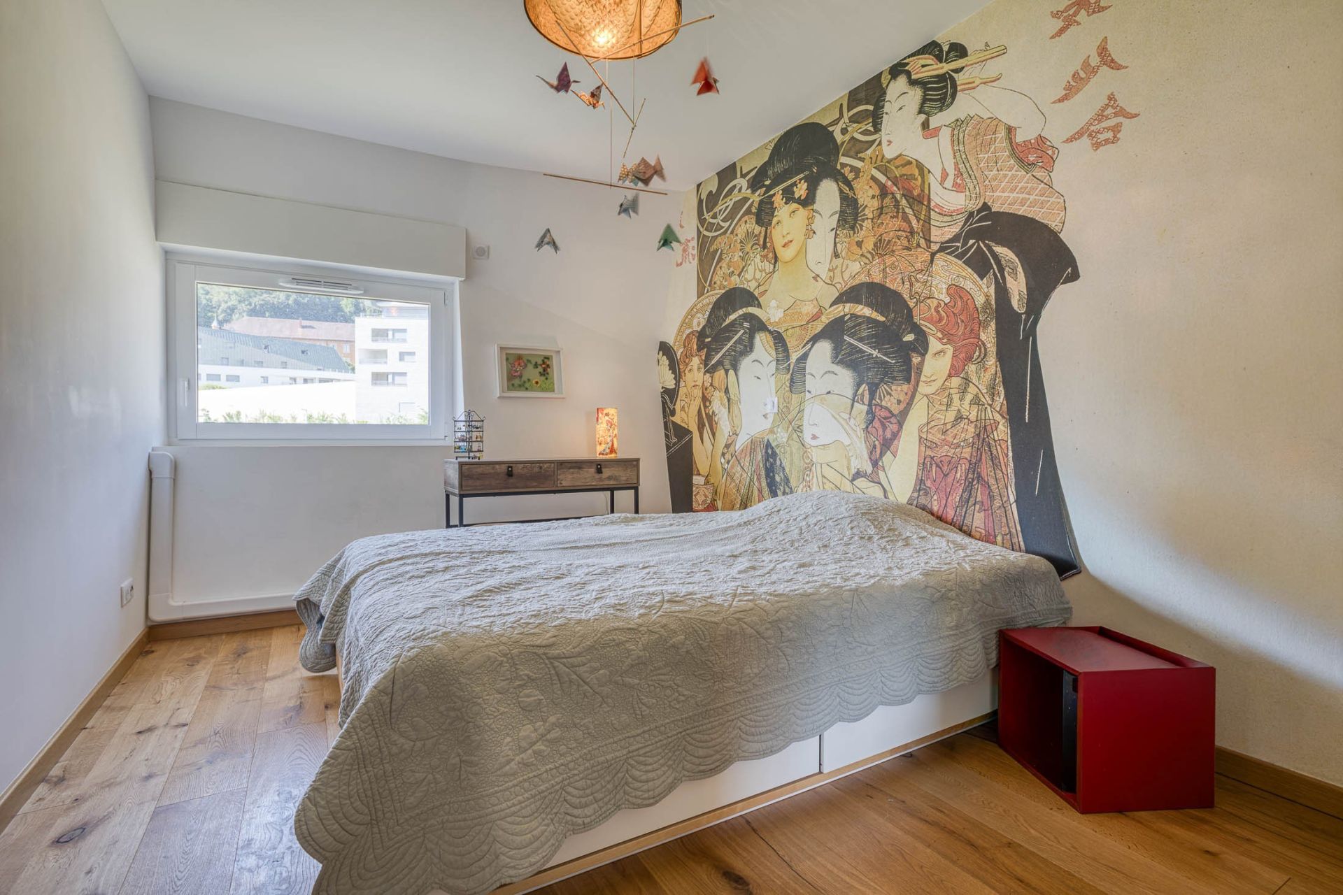 luxury apartment 4 Rooms for sale on ANNECY (74000)