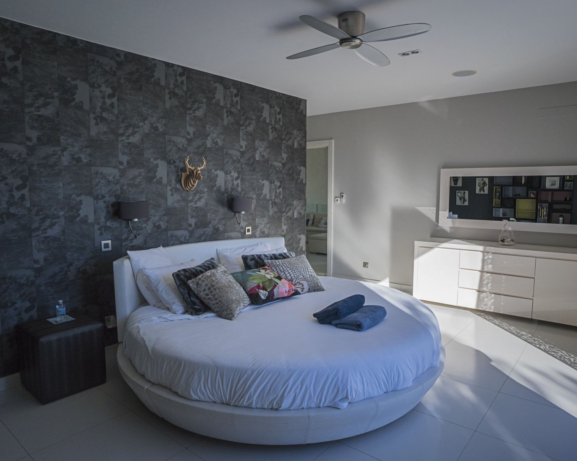 luxury house 17 Rooms for sale on MONTPELLIER (34000)