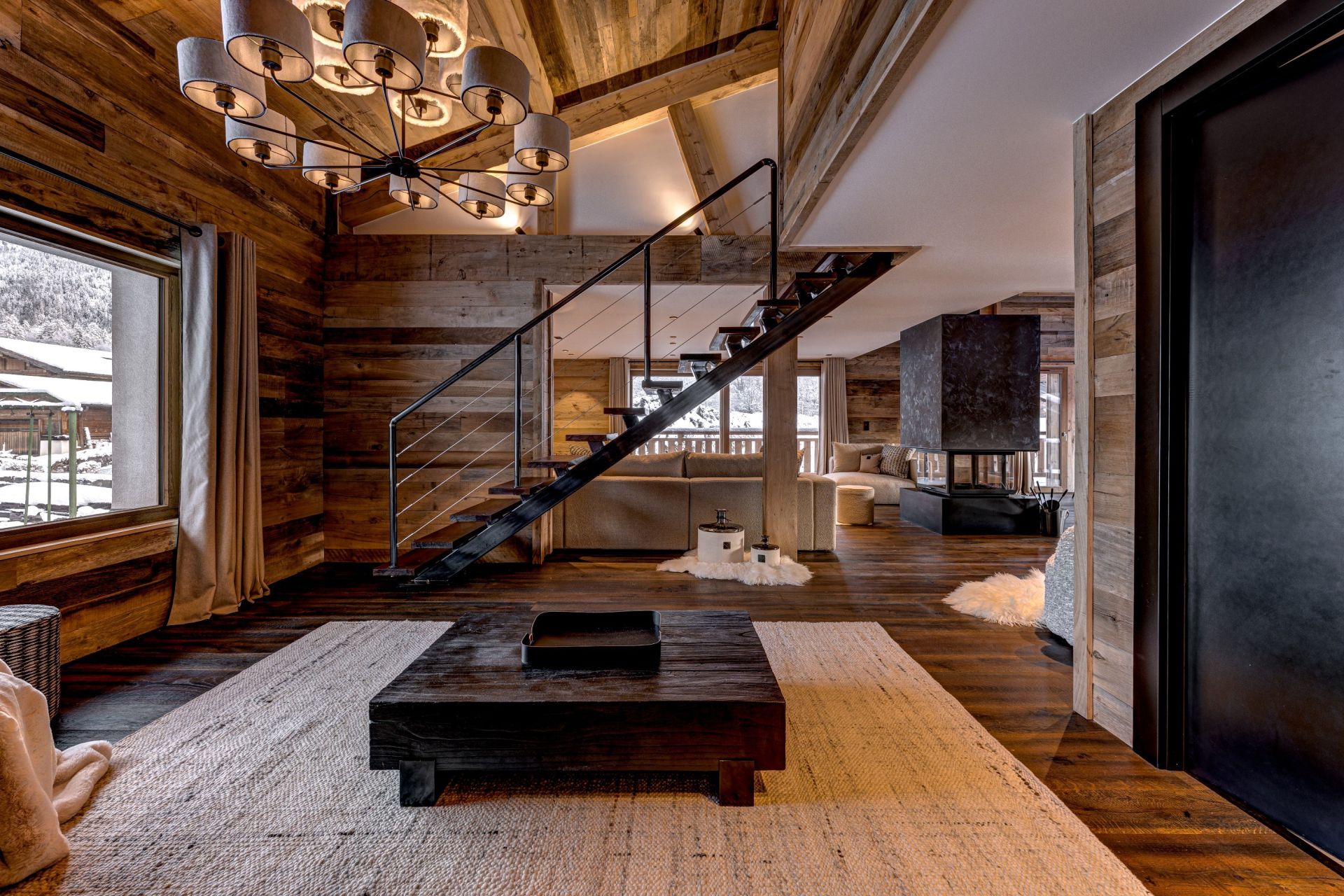 luxury chalet 6 Rooms for sale on CHAMONIX MONT BLANC (74400)