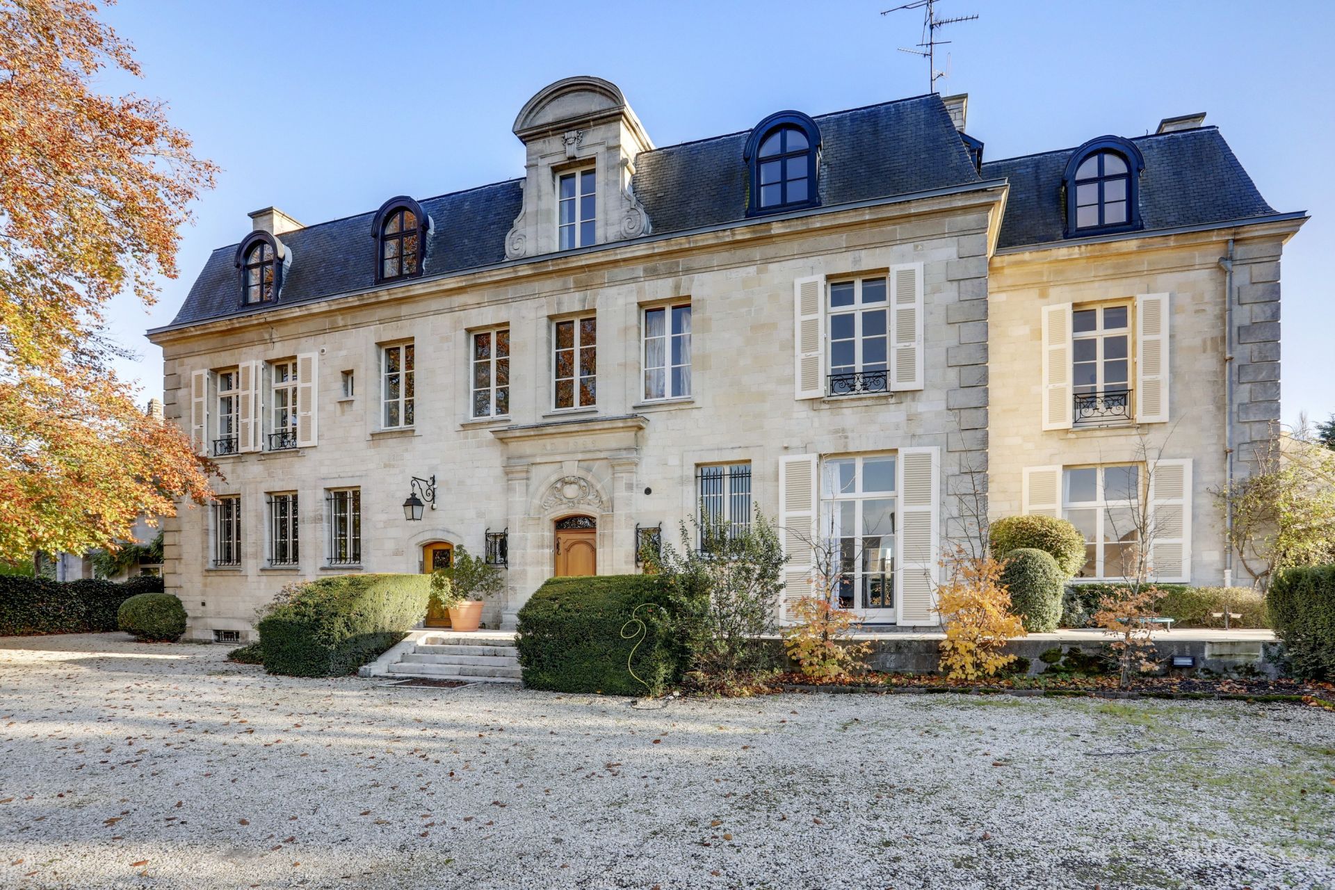 luxury apartment 3 Rooms for sale on MOUVAUX (59420)