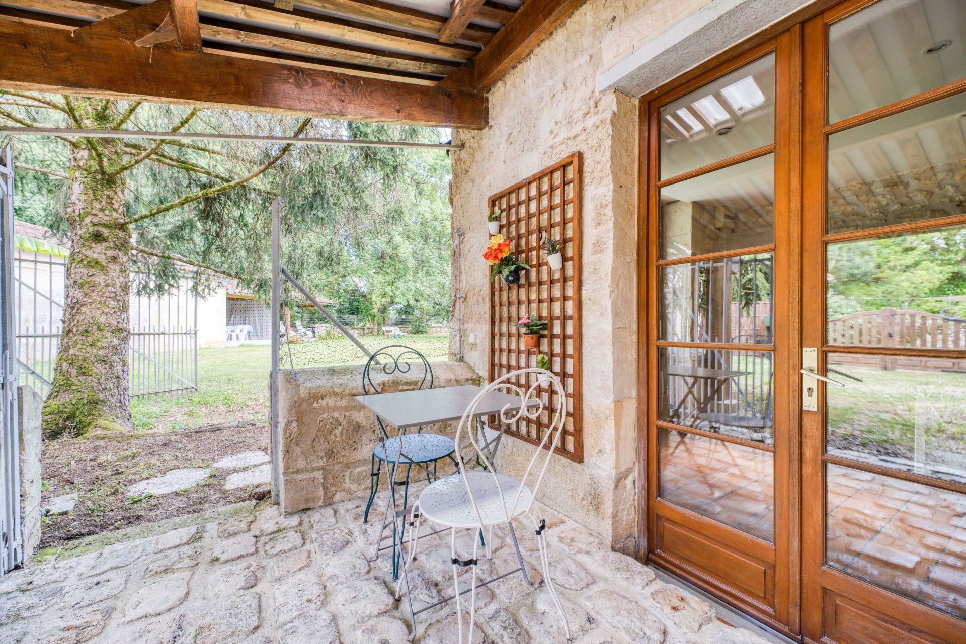 luxury house 14 Rooms for sale on PESSINES (17810)