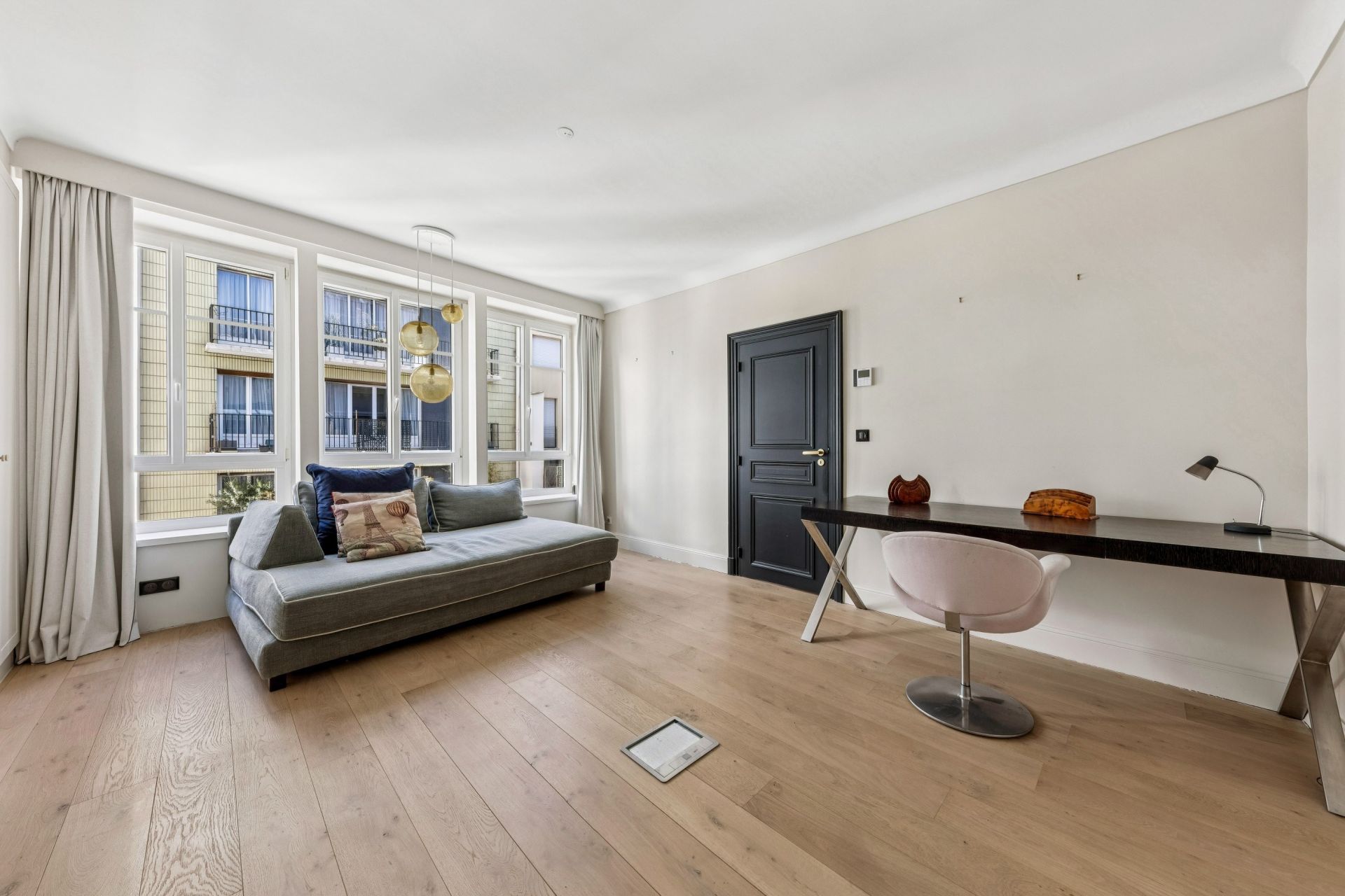 maison de ville 8 Pièces en vente sur PARIS (75016)