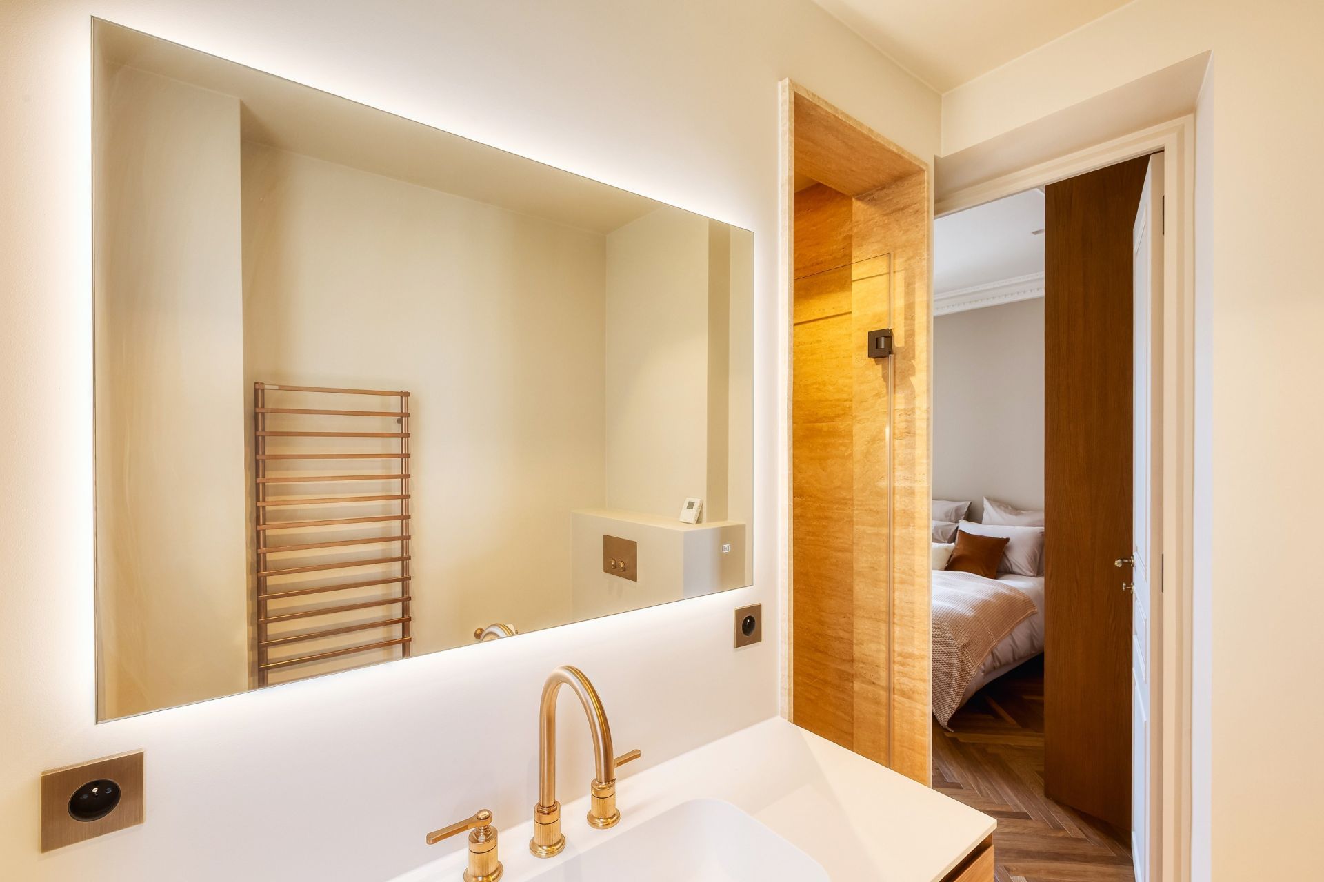 appartement de luxe 2 Pièces en vente sur PARIS (75007)