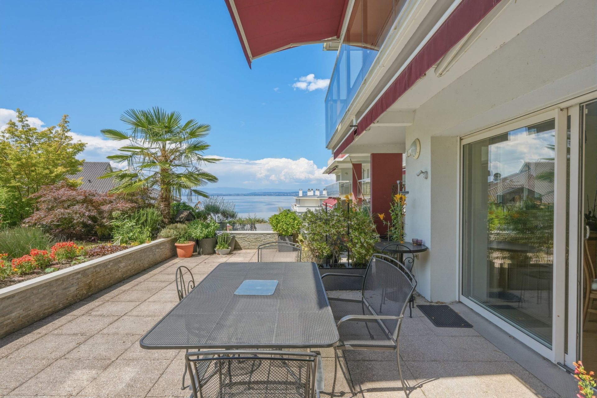 luxury apartment 4 Rooms for sale on EVIAN LES BAINS (74500)