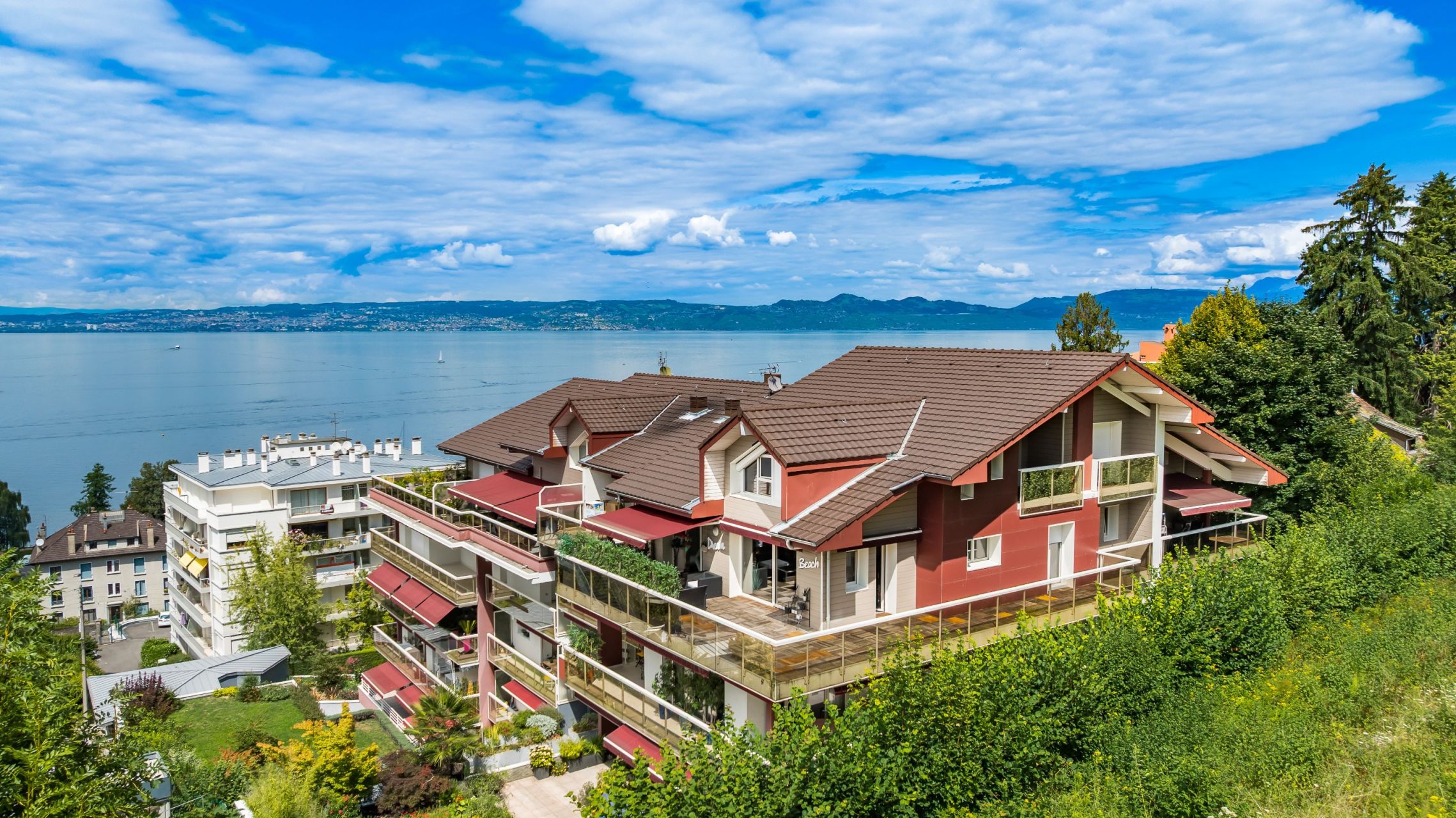luxury apartment 4 Rooms for sale on EVIAN LES BAINS (74500)