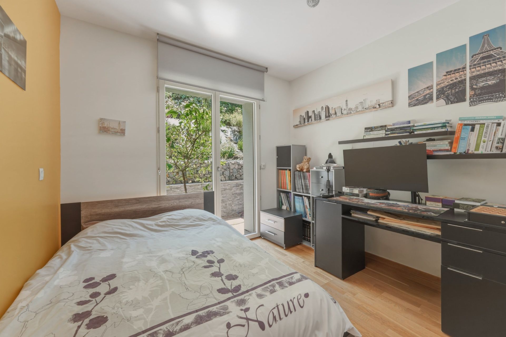 luxury apartment 4 Rooms for sale on EVIAN LES BAINS (74500)