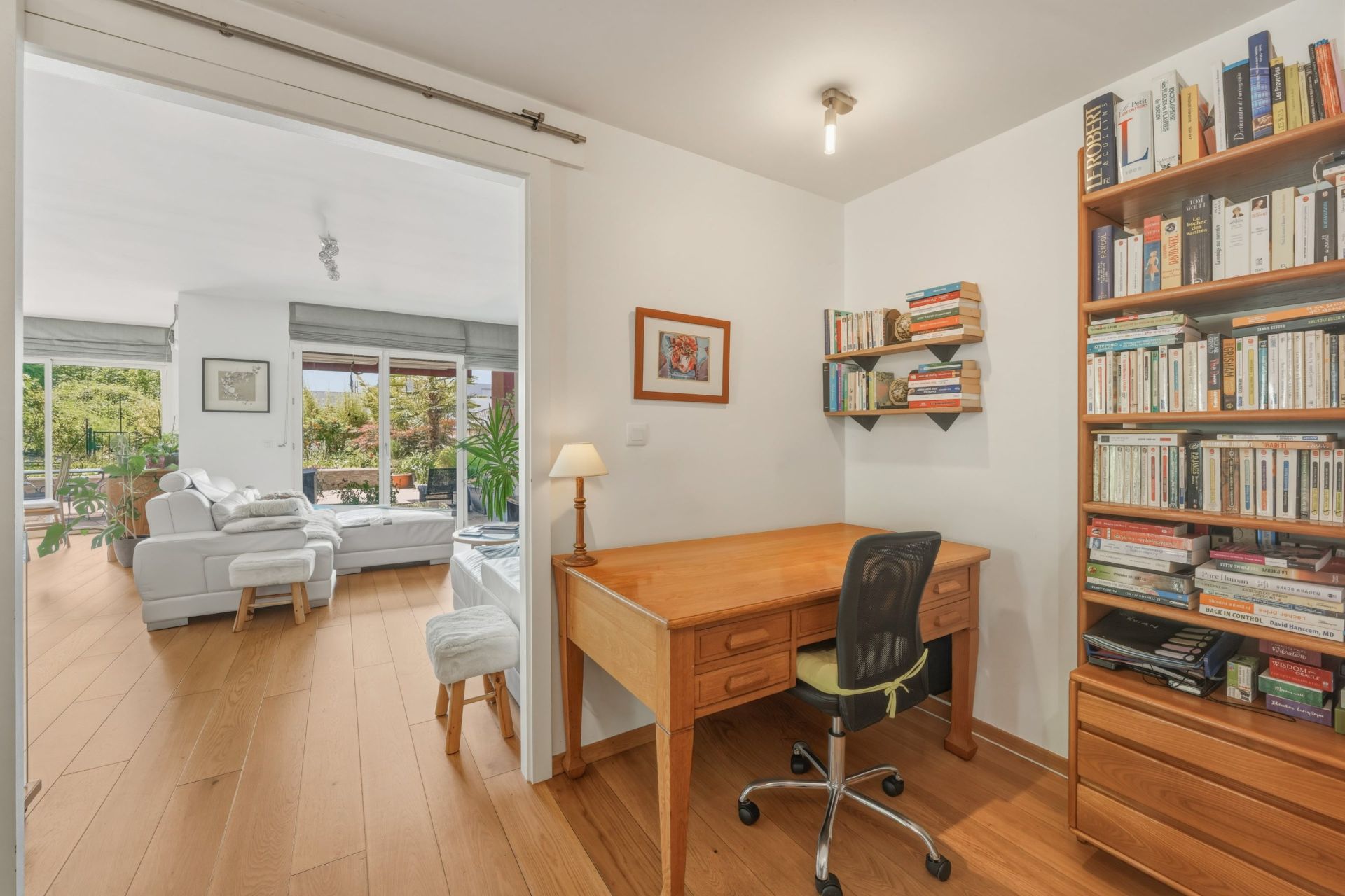luxury apartment 4 Rooms for sale on EVIAN LES BAINS (74500)