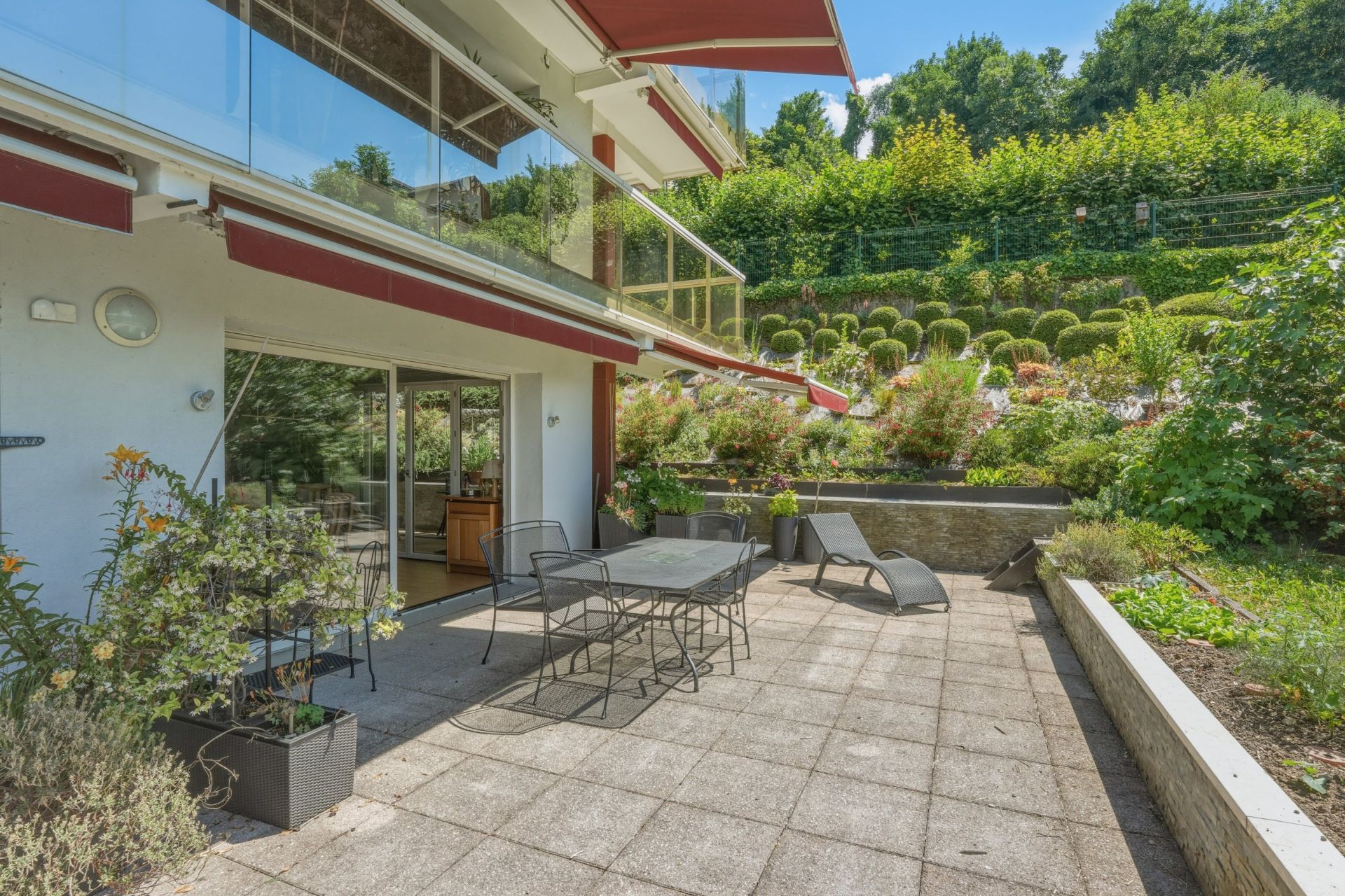 luxury apartment 4 Rooms for sale on EVIAN LES BAINS (74500)