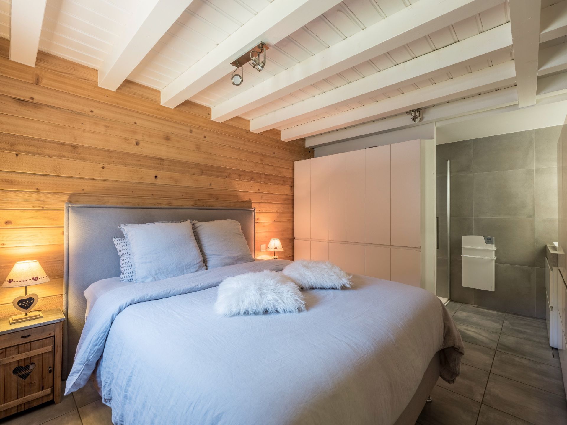 luxury chalet 5 Rooms for sale on CHAMONIX MONT BLANC (74400)