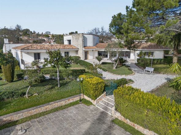 Sale Luxury villa Mougins 10&nbsp;Rooms 474&nbsp;m²