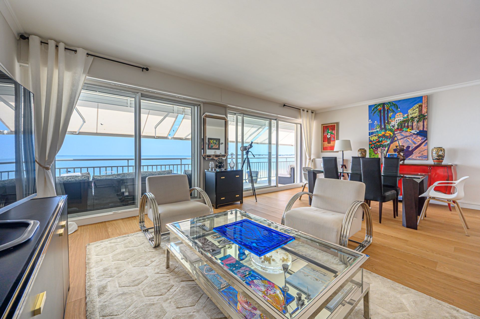 luxury apartment 5 Rooms for sale on LA BAULE (44500)